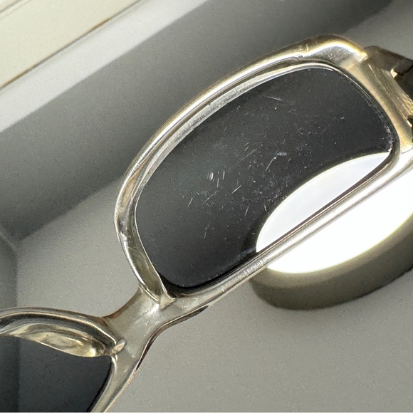 Vintage Burberry by safilo Sunglasses b8489/S BXVLE scratches on lenses - Picture 14 of 16